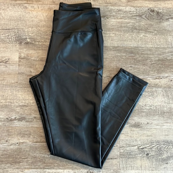 Pants - 🍁5 for $50🍁 Faux leather high waisted leggings
